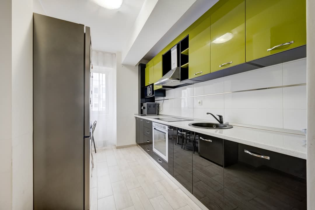✅ APARTAMENT 3 CAMERE DECOMANDAT – SECTOR 4, ETAJ 3/4, CU LIFT ✅