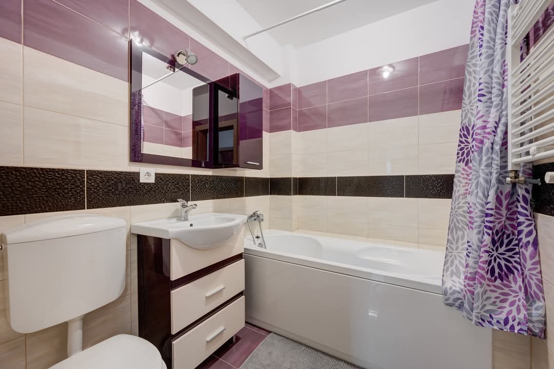 ✅ APARTAMENT 3 CAMERE DECOMANDAT – SECTOR 4, ETAJ 3/4, CU LIFT ✅