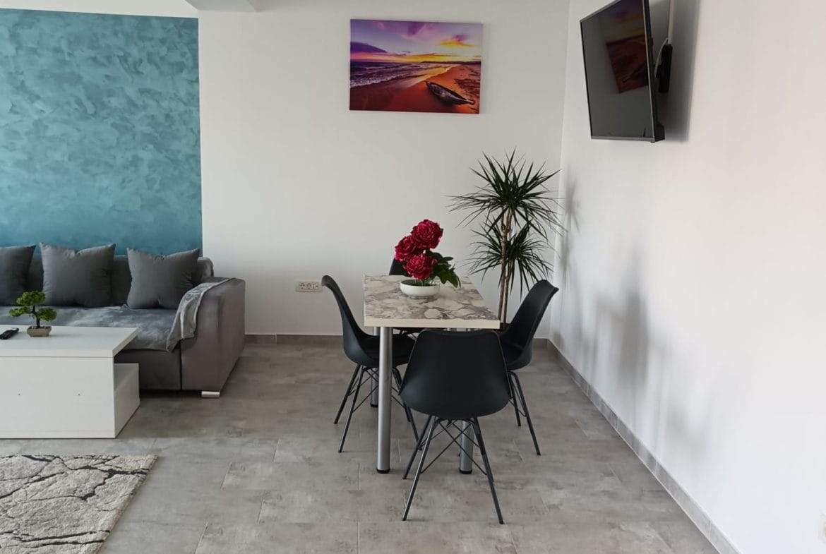 Apartamente cu 2 camere decomandate noi mobilate și utilate