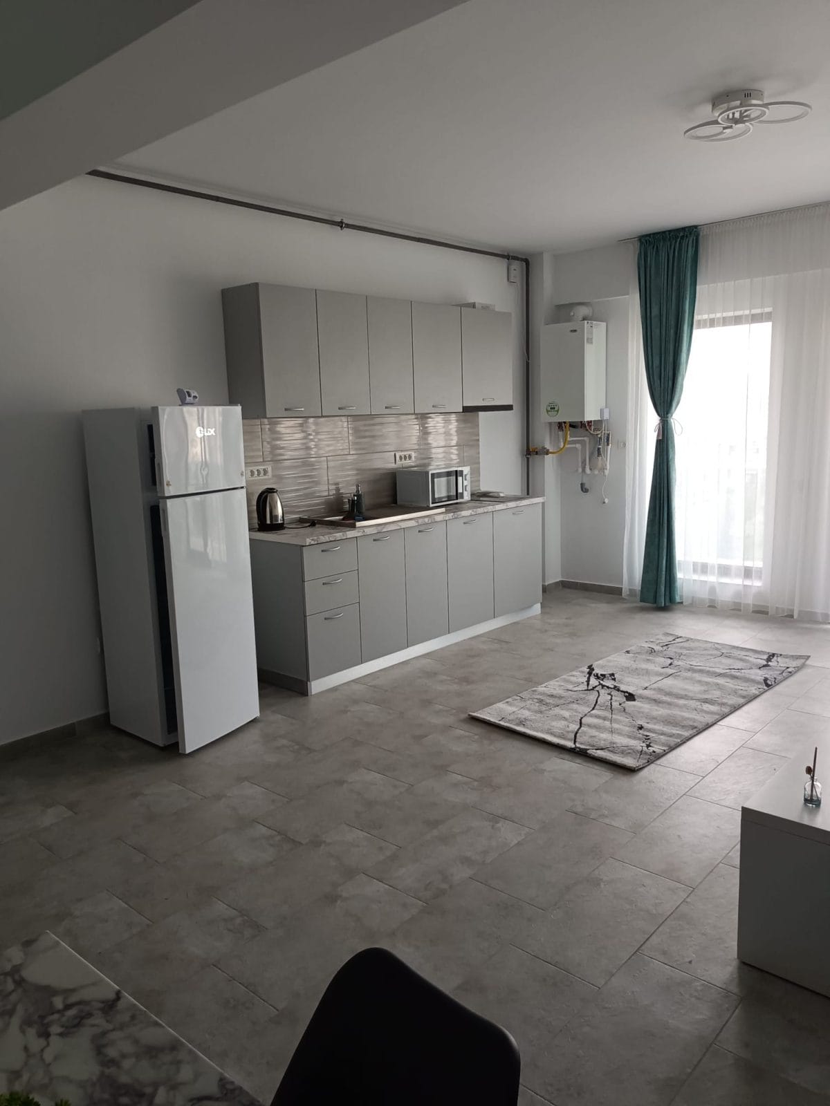 Apartamente cu 2 camere decomandate noi mobilate și utilate