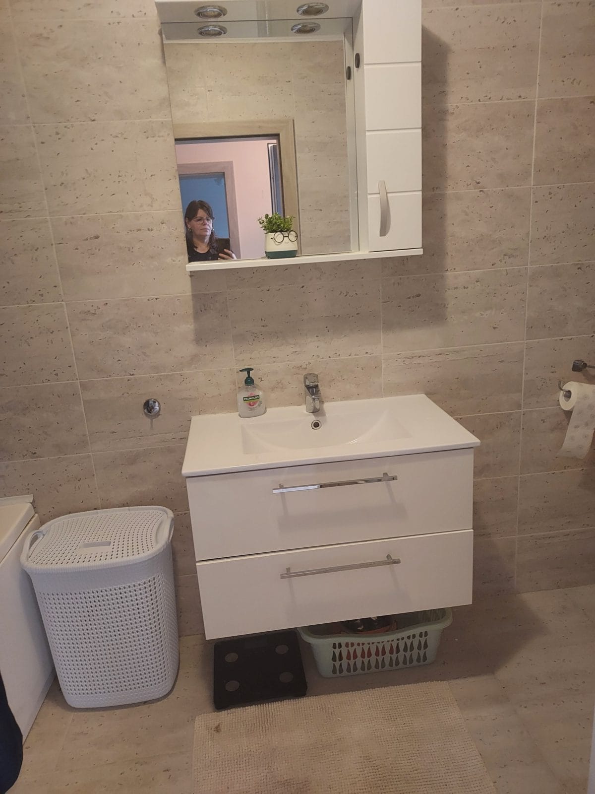 inbound4154469256432523941