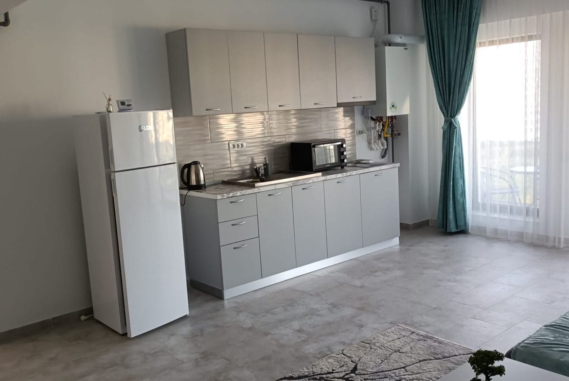 Apartamente cu 2 camere decomandate noi mobilate și utilate