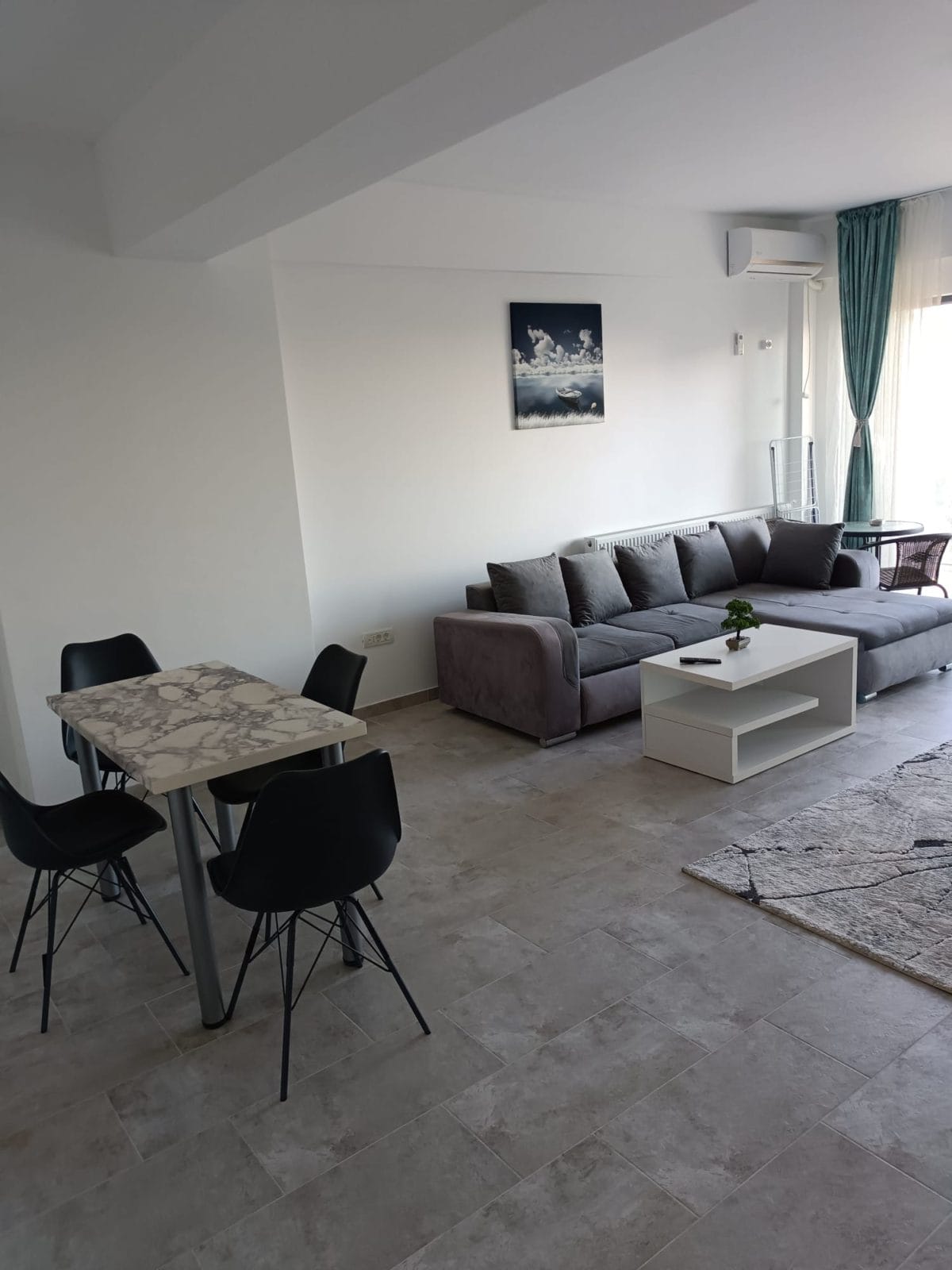 Apartamente cu 2 camere decomandate noi mobilate și utilate