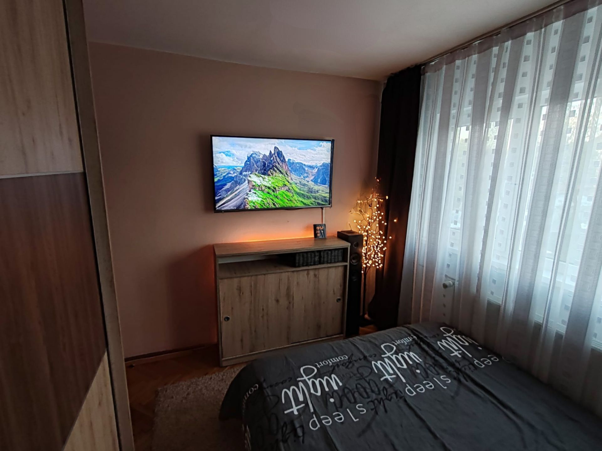 local-asset-1745772999987 (1)