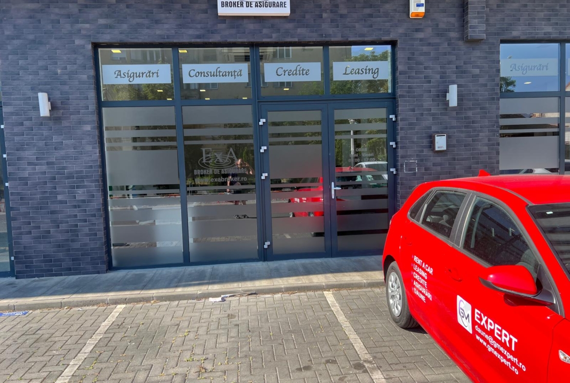 Inchiriez spatiu comercial in Oradea