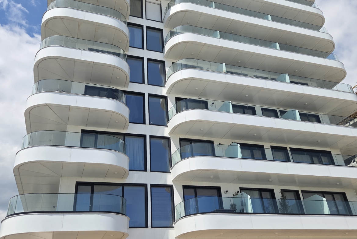 Studio cu parcare prima linie la mare Resort 5 *