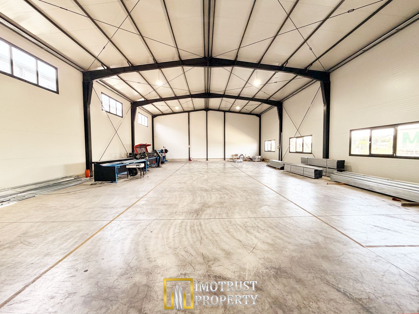 Hala industrială închirere – Vladimirescu, jud. Arad 500 mp
