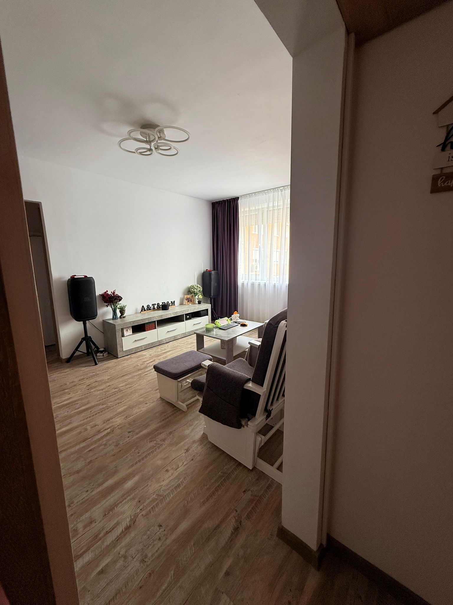 Apartament cu 2 camere decomandat lângă parcul Magnoliei, la vânzare sau schimb cu casa