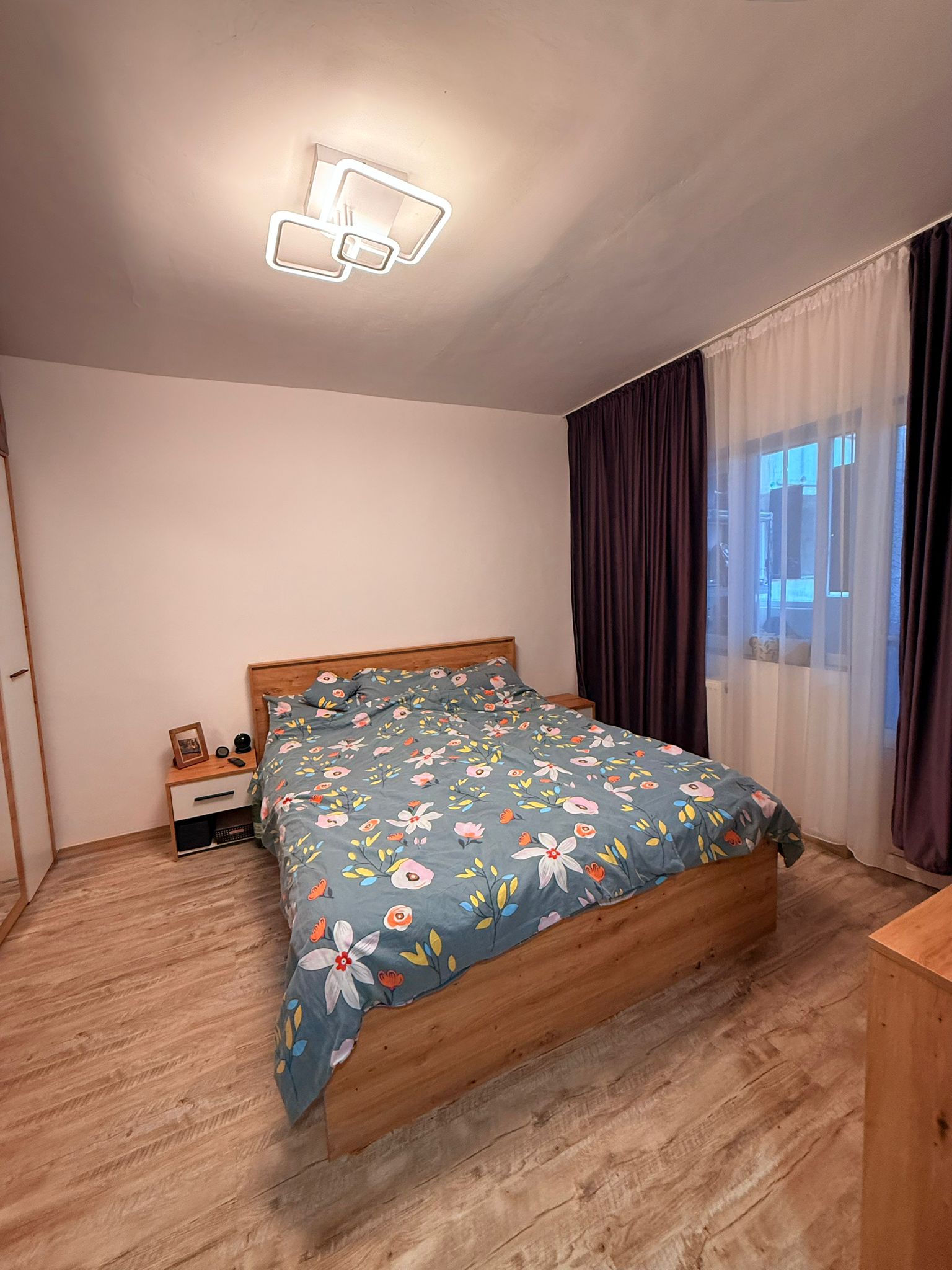 Apartament cu 2 camere decomandat lângă parcul Magnoliei, la vânzare sau schimb cu casa