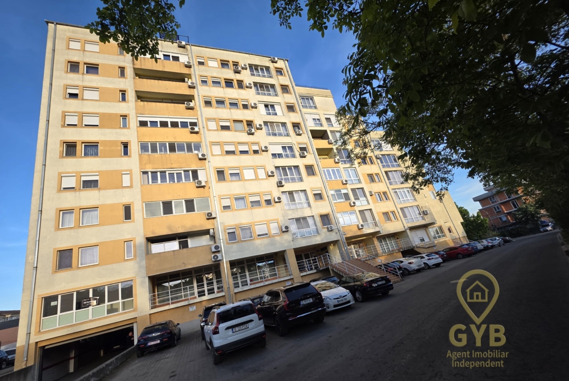 Apartament cu 2 camere, terasa generoasă, etaj 9