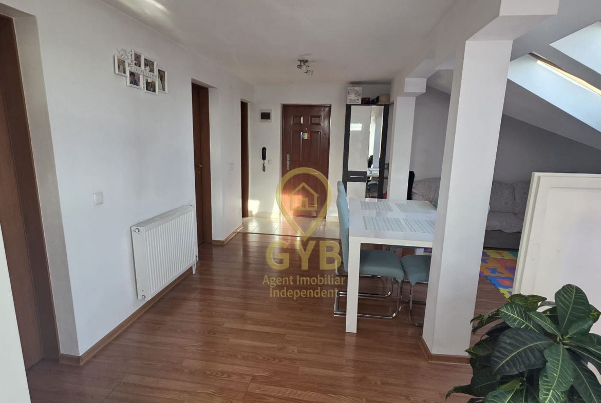 Apartament cu 2 camere, terasa generoasă, etaj 9