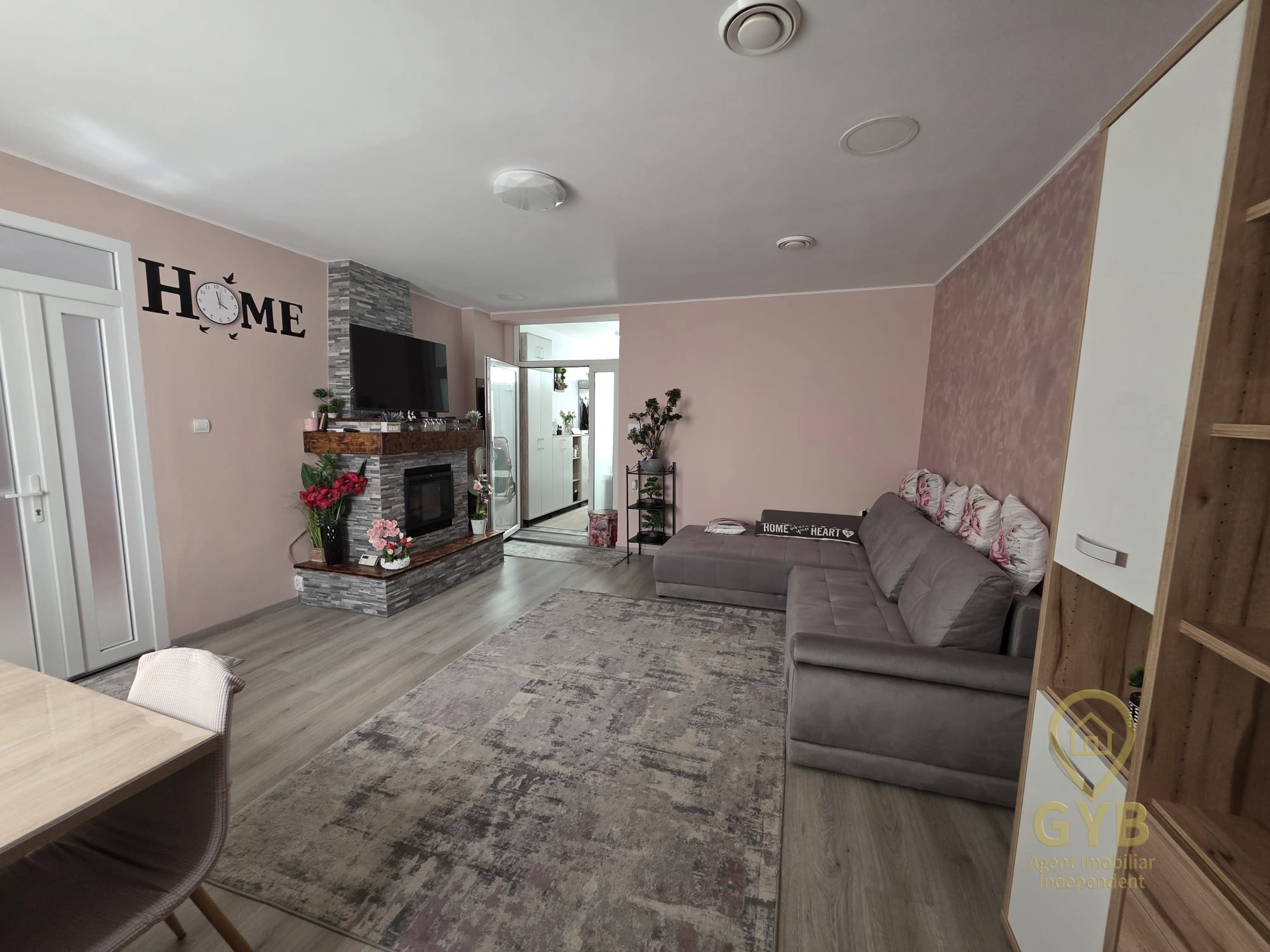 IMG-20260524-WA0002 Apartament la casa ultracentral pe strada Primăriei, Oradea
