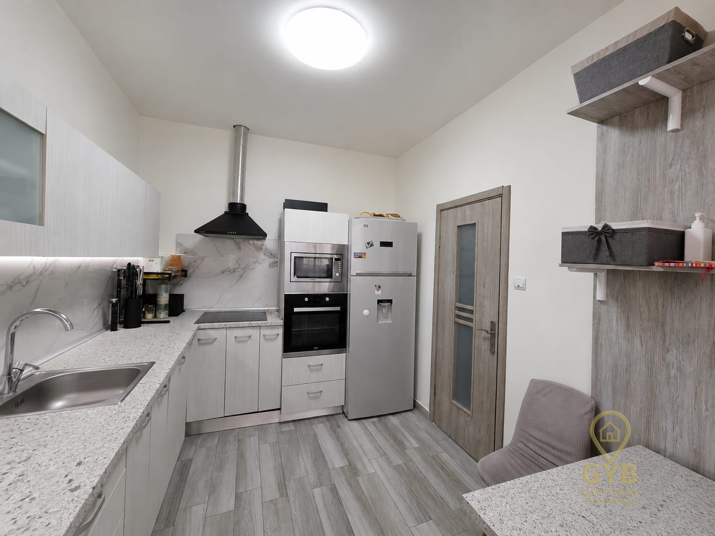 IMG-20260524-WA0008 Apartament la casa ultracentral pe strada Primăriei, Oradea