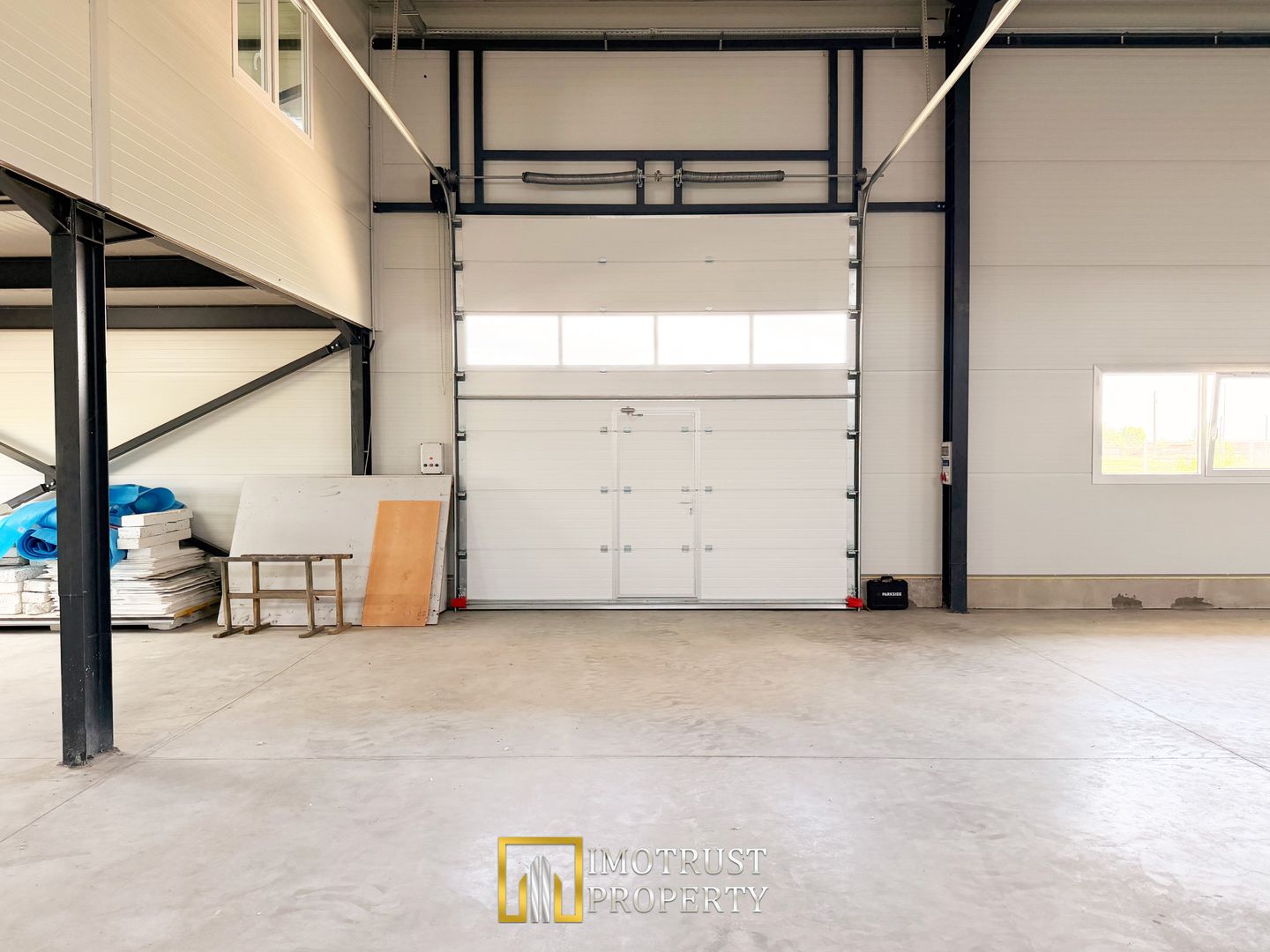 Hala industrială închirere – Vladimirescu, jud. Arad 500 mp