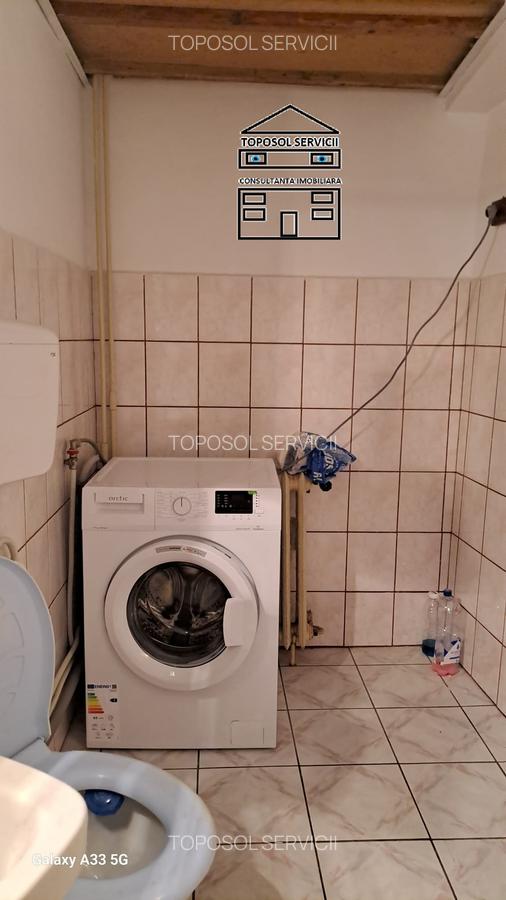 16d98065-66aa-4fdd-aa28-2a10b465a109 Apartament cu 3 camere decomandat