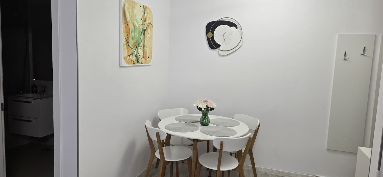 3 Apartament 2 camere de închiriat in complex privat Hils Pallady