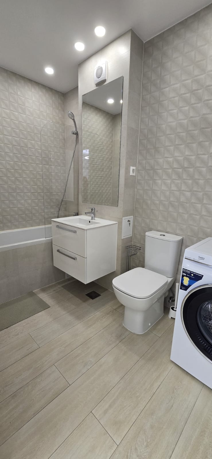 8 Apartament 2 camere de închiriat in complex privat Hils Pallady