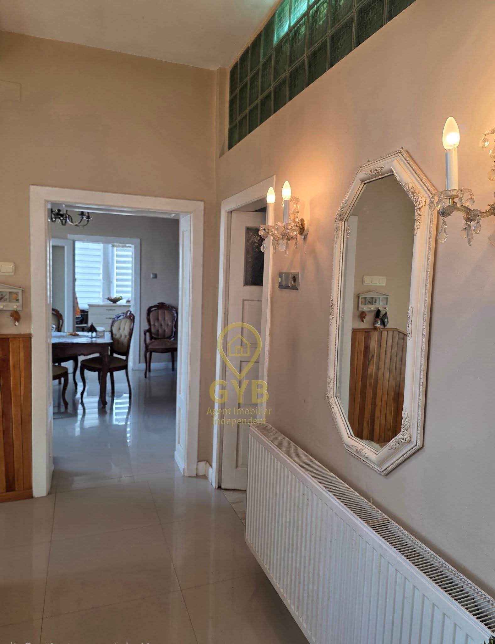 Casă tip duplex P+2E+Pod | 219 mp construiți | Garaj | Panouri fotovoltaice | Centru Salonta