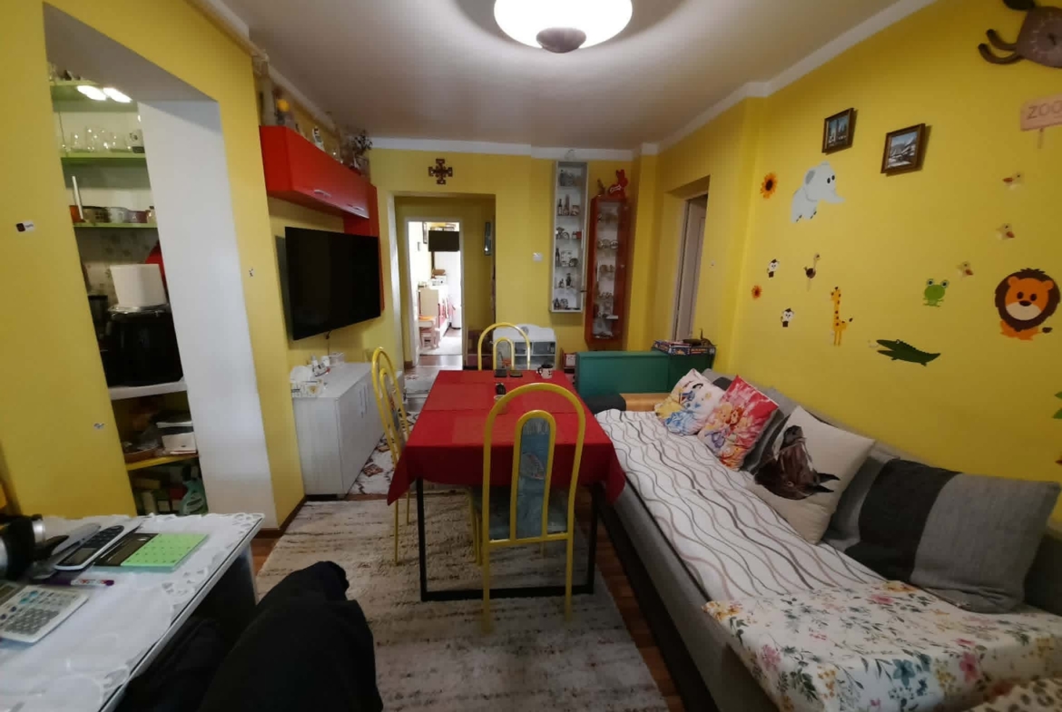 3 camere – Zona Hortensiei!