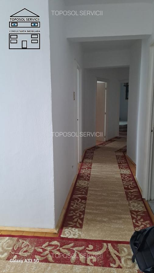 a8aac9a0-6978-4bbc-8676-2c14a3b310df Apartament cu 3 camere decomandat