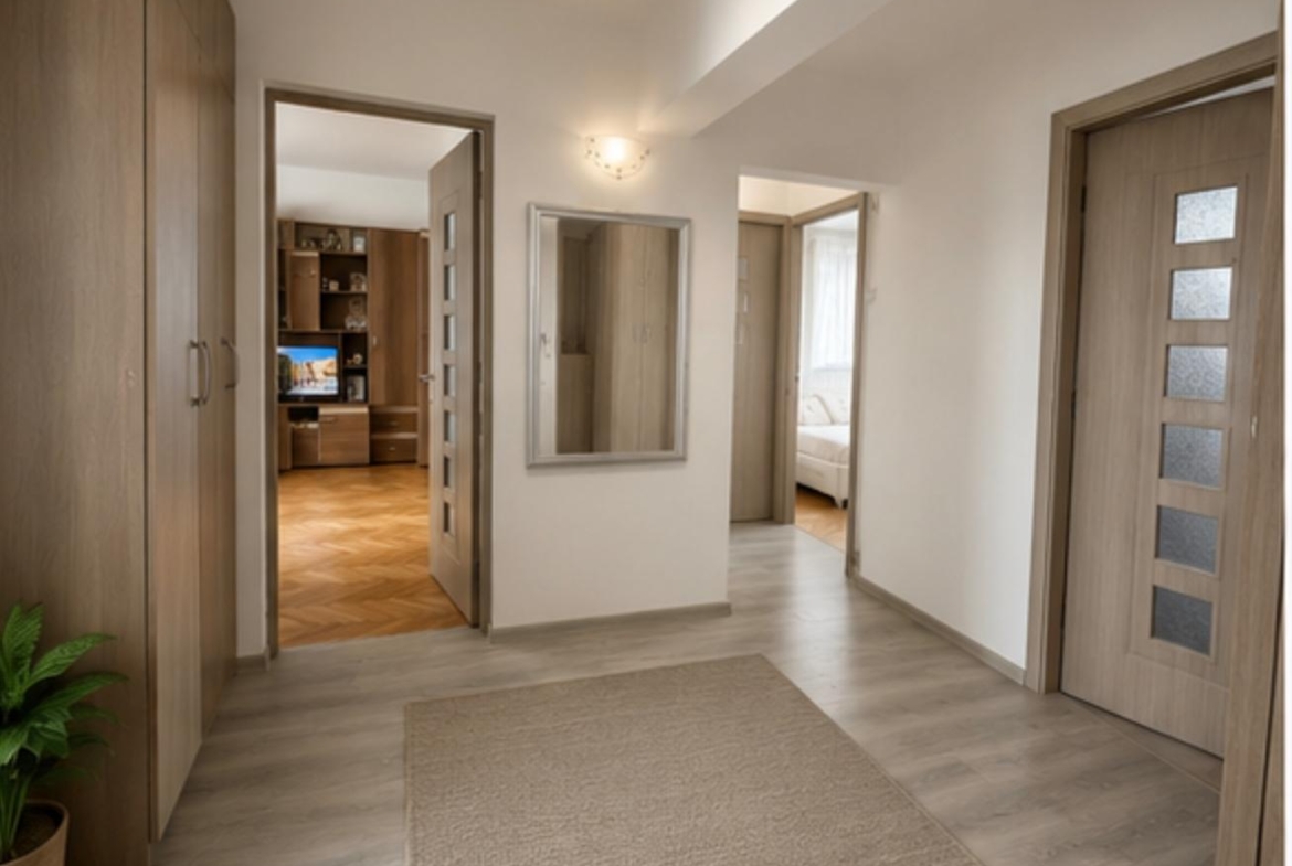 Vând apartament
