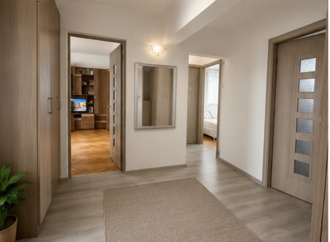 3ed40af6-a346-4d31-9b85-6a6066f3f6e7 Vând apartament