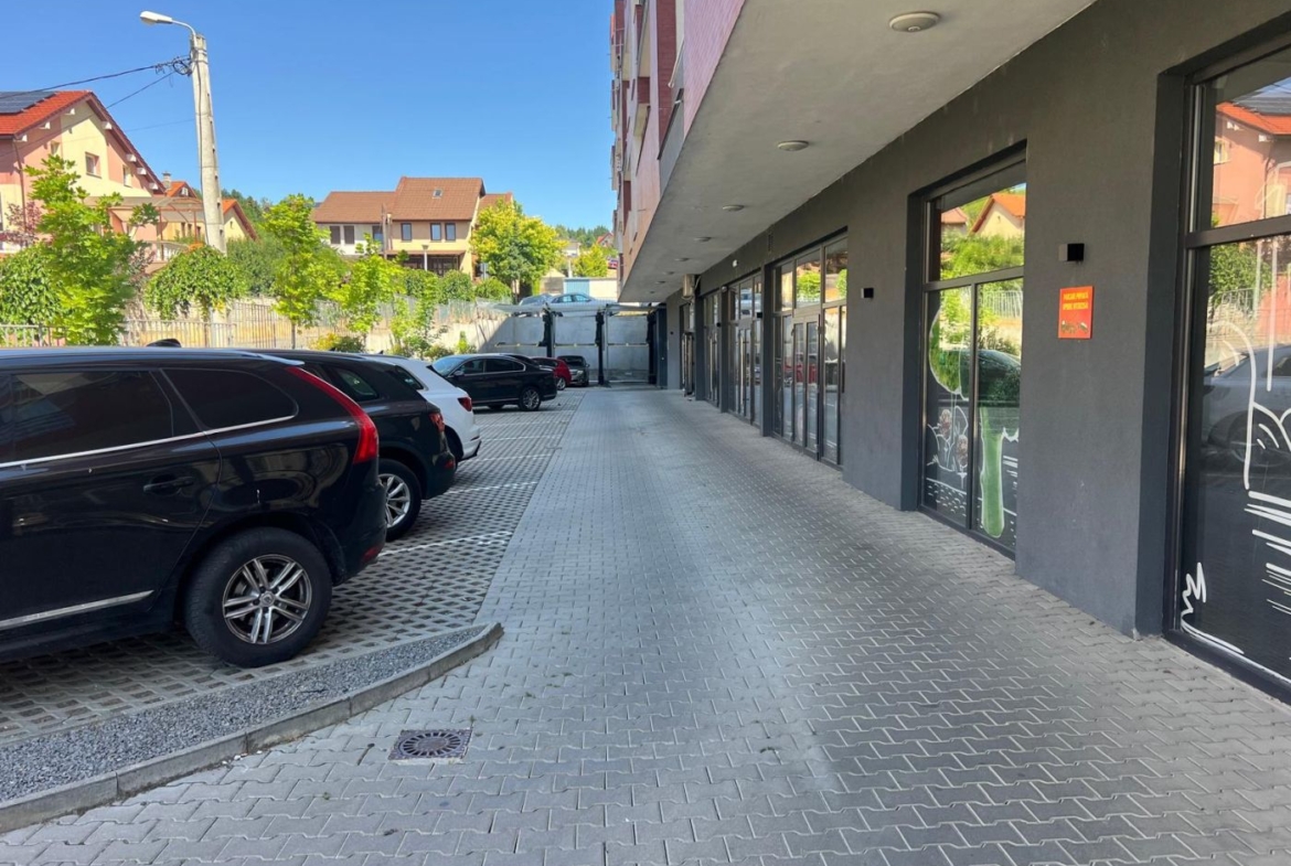 Inchiriez spatiu comercial in Oradea, zona Spitalul Judetean