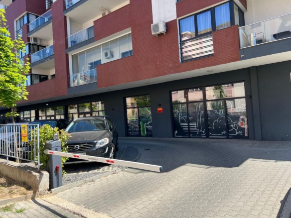 Inchiriez spatiu comercial in Oradea, zona Spitalul Judetean