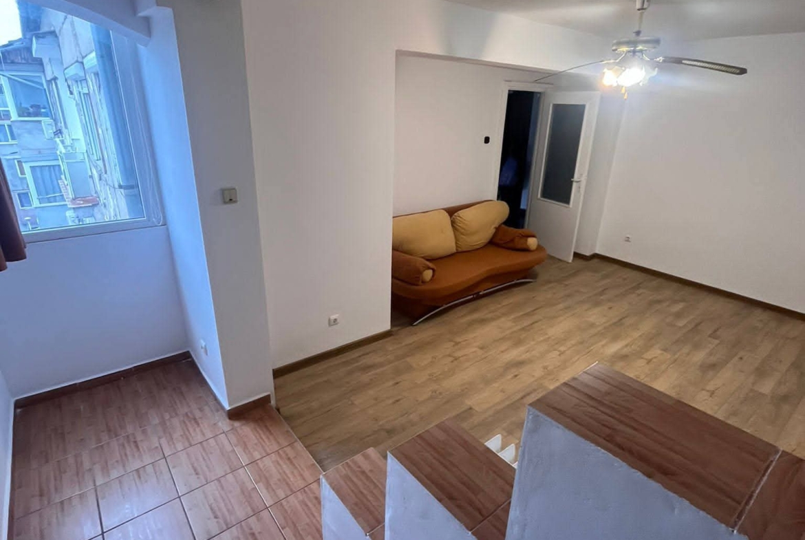 De închiriat – Apartament cu 3 camere | Ioșia – Str. Cazaban | Etaj 4