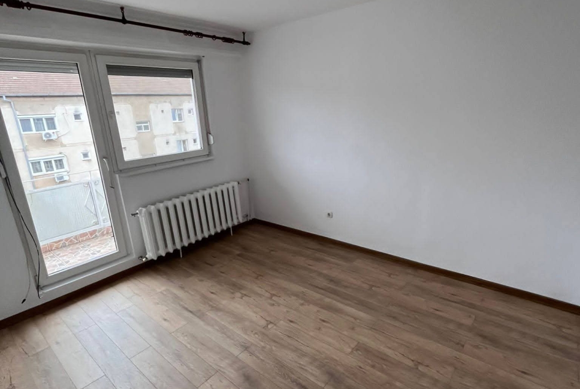 De închiriat – Apartament cu 3 camere | Ioșia – Str. Cazaban | Etaj 4