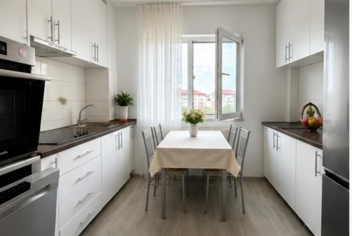 Vând apartament